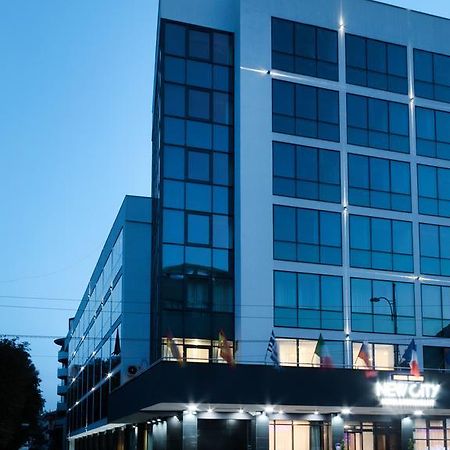 New City Hotel & Restaurant Ni Eksteriør bilde