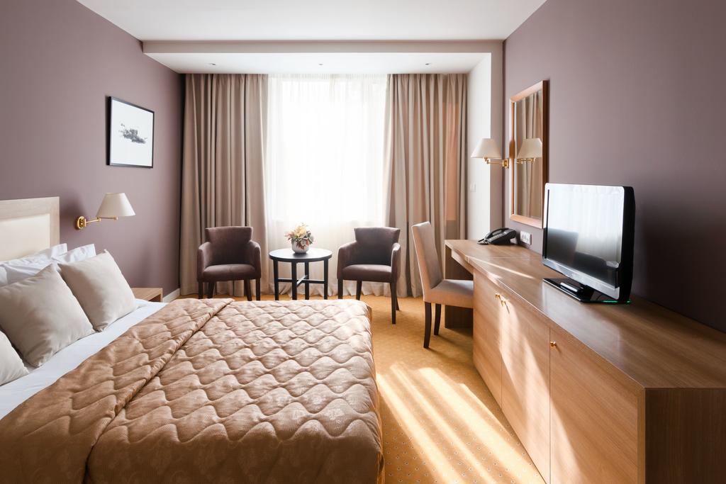 New City Hotel & Restaurant Ni Eksteriør bilde