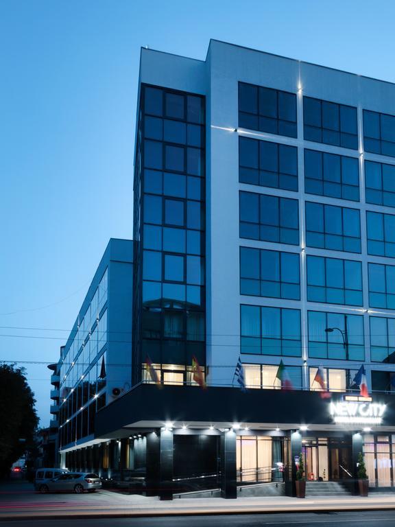 New City Hotel & Restaurant Ni Eksteriør bilde