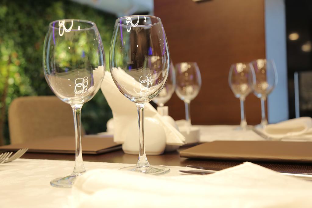 New City Hotel & Restaurant Ni Eksteriør bilde