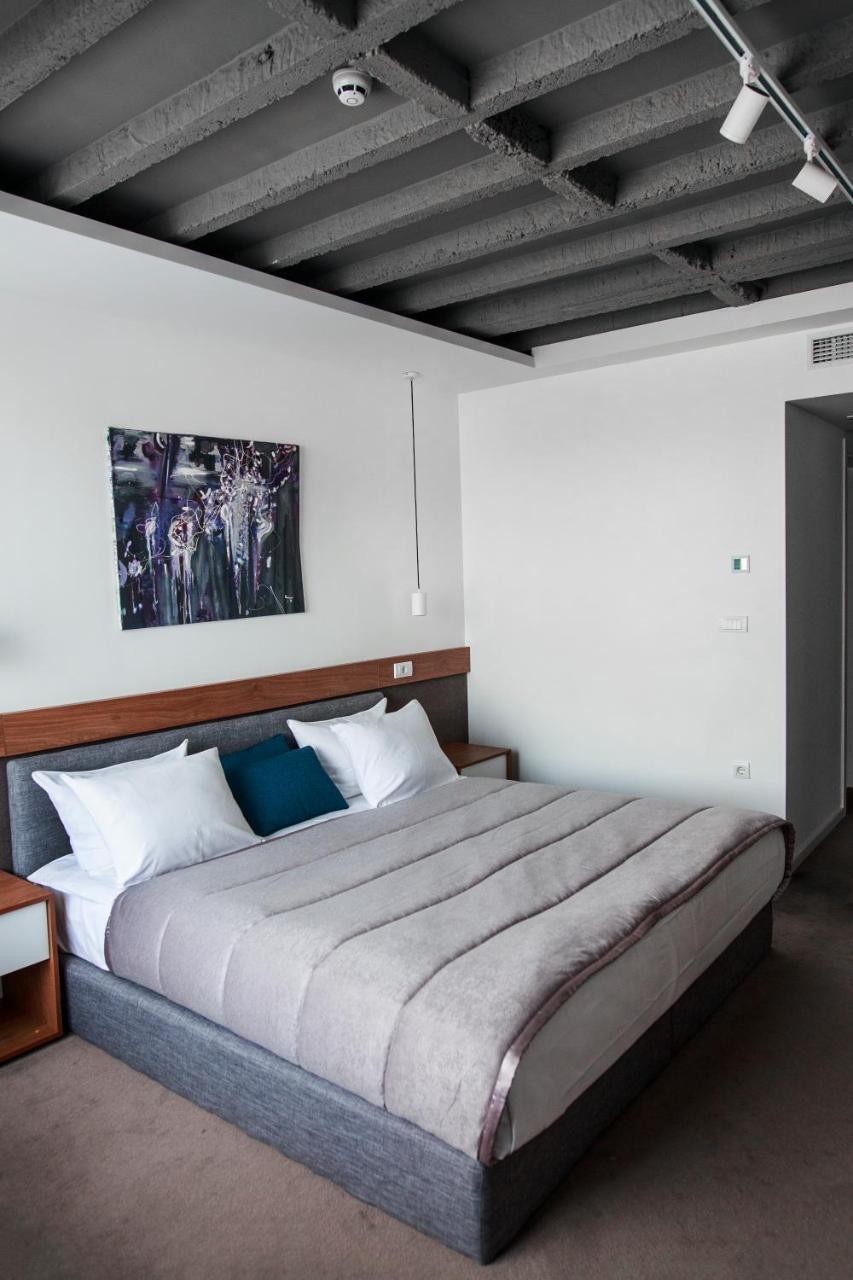 New City Hotel & Restaurant Ni Eksteriør bilde