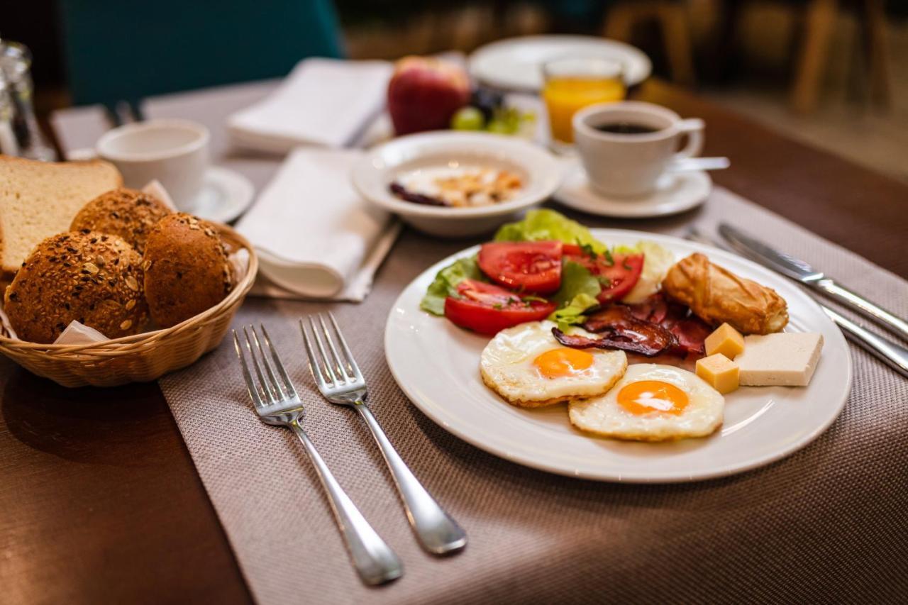 New City Hotel & Restaurant Ni Eksteriør bilde
